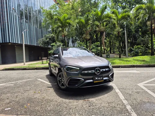 Mercedes Benz GLA 250 HIBRIDO