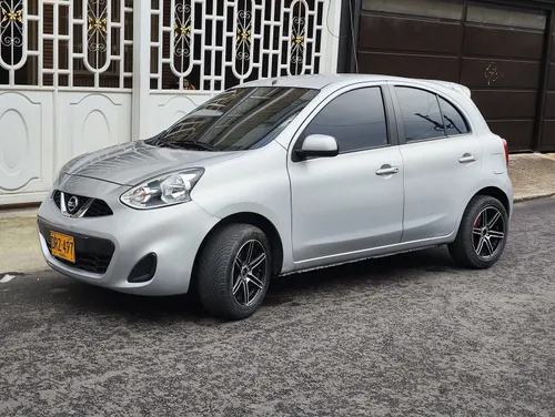Nissan March 2019 automatico