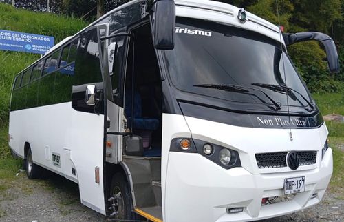 Bus Volkswagen 9 150