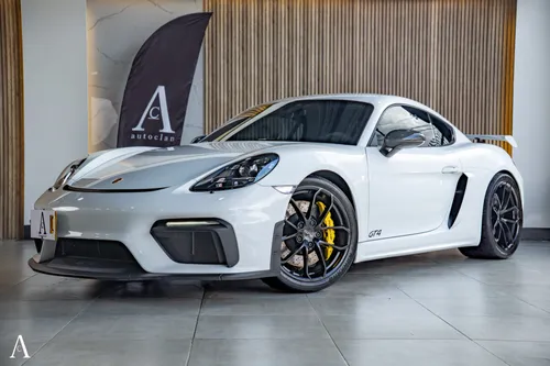 Porsche 718 Cayman GT4
