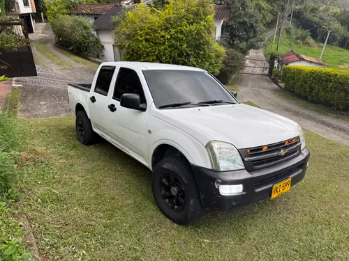 Chevrolet Dmax en excelente estado 