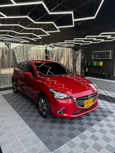 Mazda 2 grand touring LX