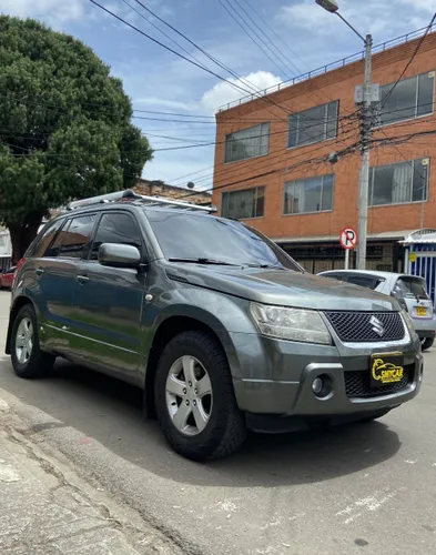 SUZUKI GRAND VITARA  MODELO 2010