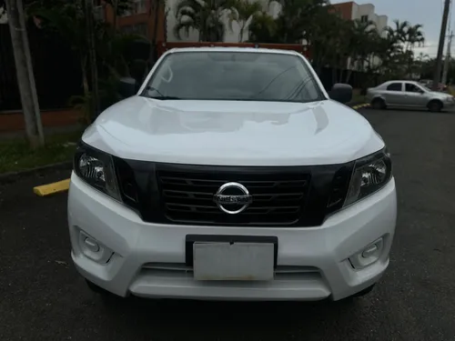 NISSAN NP300 FRONTIER  PBLICO 