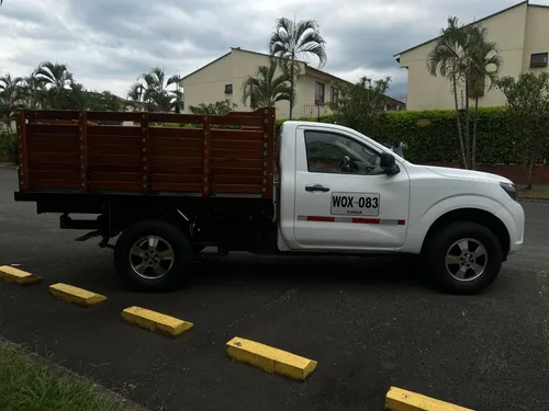 NISSAN NP300 FRONTIER  PBLICO 