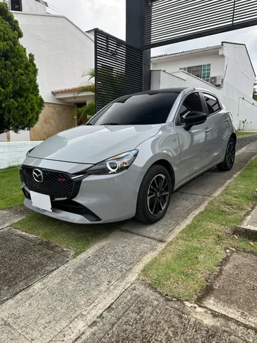Mazda 2 Carbon Edition 2.0