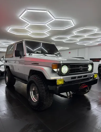 Toyota FJ73 Land Cruiser 1993