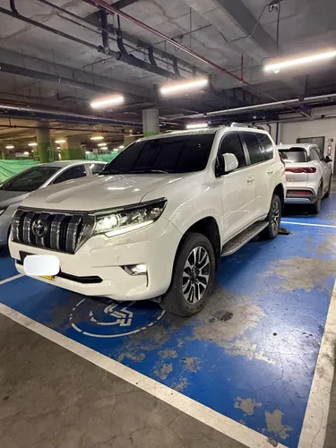 Toyota prado VXL at6 2022 diesel 2.8