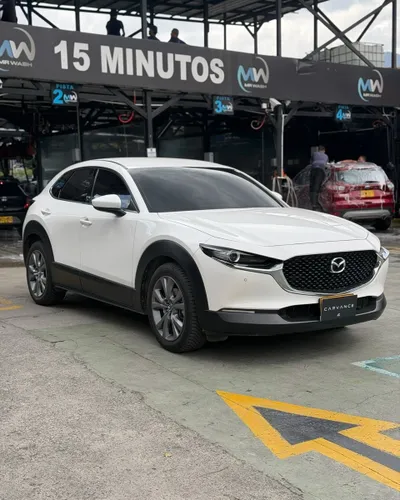 Mazda cx30 Touring híbrida 2025