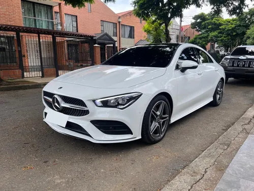 Mercedes Benz CLA 200 2023