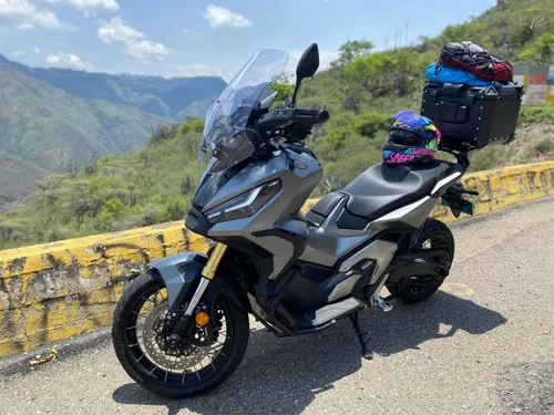 Honda XADV 750 modelo 2023