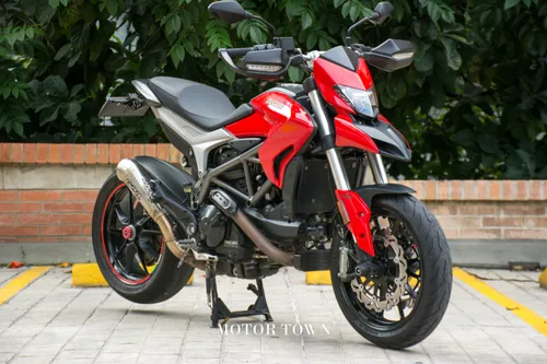 DUCATI HYPERSTRADA 939
