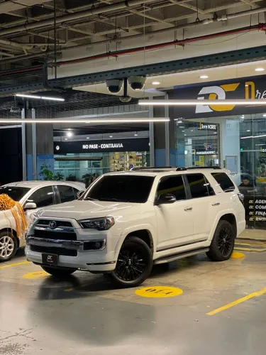 TOYOTA 4RUNNER LIMITED 4.000CC 2017