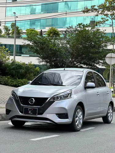 Nissan March advance 2022
