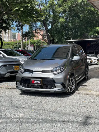 KIA PICANTO X-LINE 1250 AUTOMATICO 17200KMS