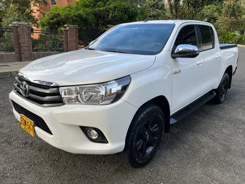 Toyota Hilux 2.7cc 4x4 2018