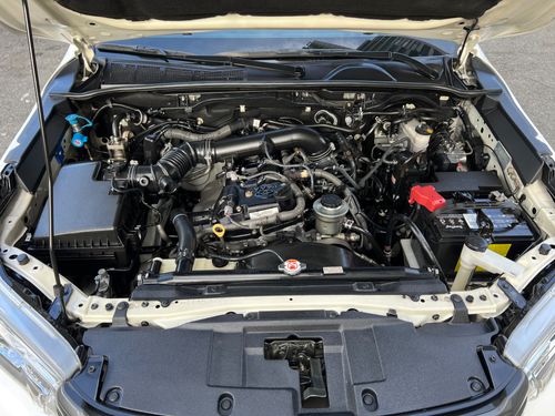 Toyota Hilux 2.7cc 4x4 2018
