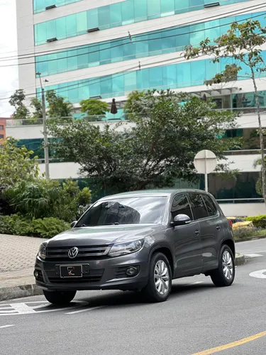 Volkswagen Tiguan Trend  Fund 2.0cc turbo  