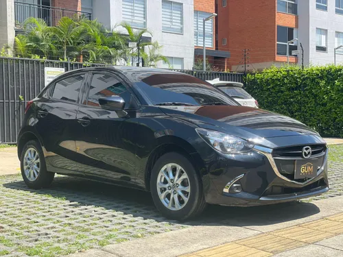 MAZDA 2  1.5  TOURING