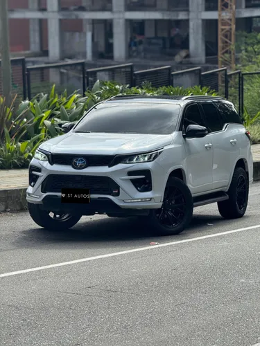 Toyota fortuner Gr 2023