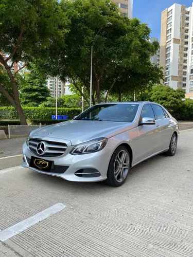 MERCEDES BENZ E200 2015