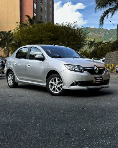 Renault Logan Privilege 2017 automatico 