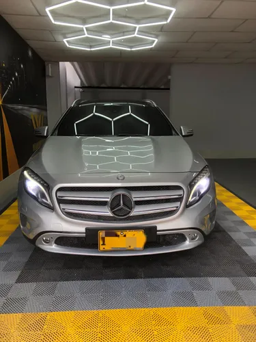 Mercedes Benz Gla200 2015