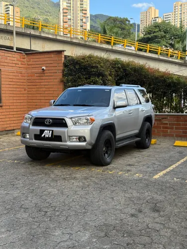 Toyota 4runner SR5