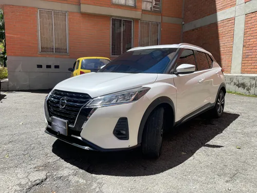 Nissan kicks Advance at