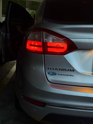 FORD FIESTA TITANIUM 2018