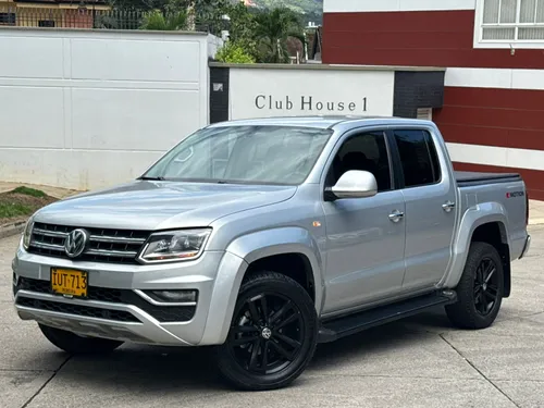 Volkswagen Amarok highline 2.0 biturbo diesel 2018 at
