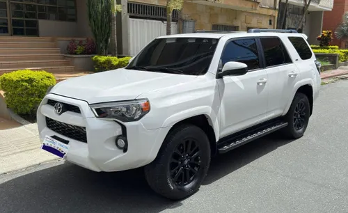 TOYOTA 4RUNNER 2019 AUTOMATICA FULL EQUIPO