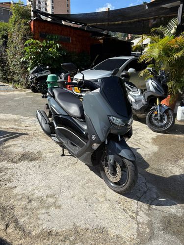 YAMAHA NMAX CONNECTED