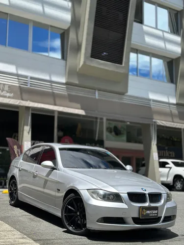 BMW 325i