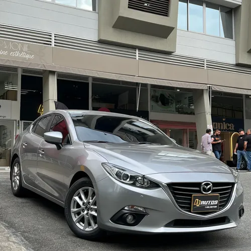 MAZDA 3 TOURING 