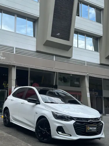 CHEVROLET ONIX RS 