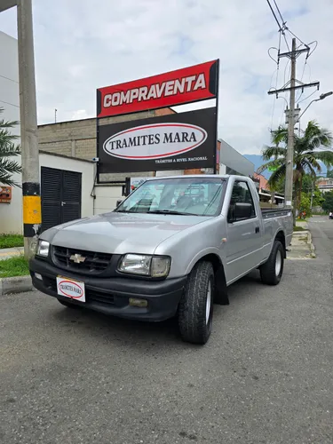 Chevrolet  luv 2200