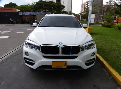 BMW X6 xDrive35i 3.0L  Paquete M  Blanco  Modelo 2018  63.000 km  Gasolina