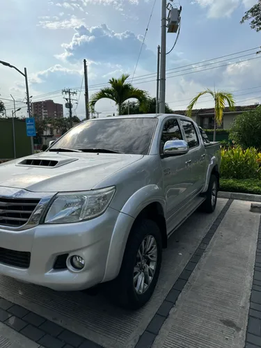 Toyota Hilux SRV