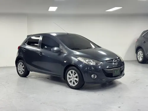 MAZDA 2 AT MODELO 2012