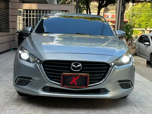 MAZDA 3 TOURING 2018