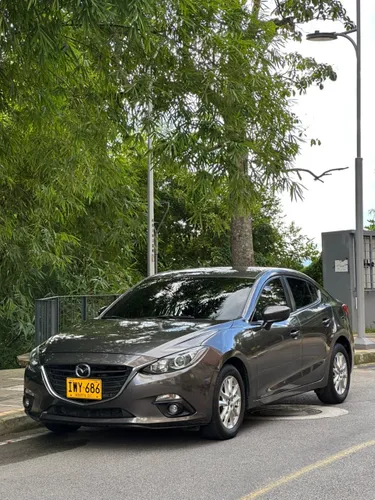 Mazda 3 touring 2017 automtico