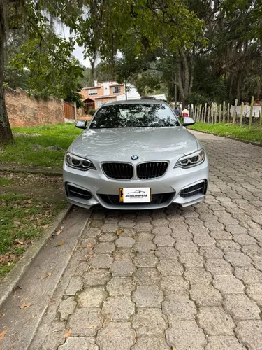 BMW M235i 2016