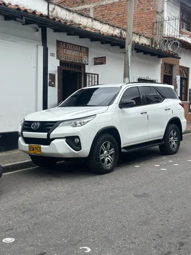 Toyota fortuner sw4 2.8 DIESEL 4x4 2020