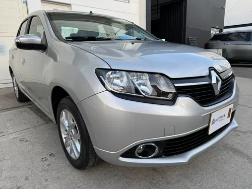 Renault Logan 1.6 Privilege  Intens 2018 At