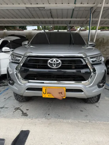 Toyota Hilux SRX Gasolina Blindaje 2 plus 4x4