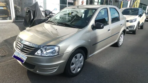 RENAULT LOGAN 2015