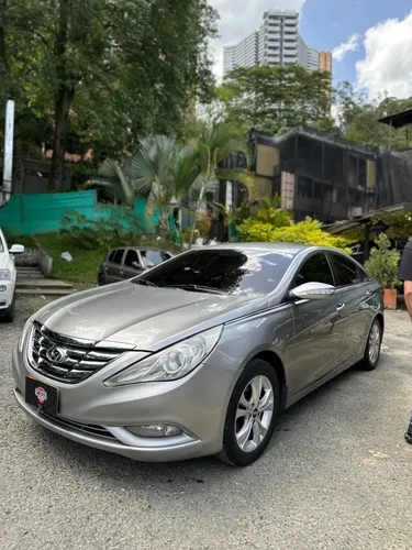 Hyundai i45 sonata 2012