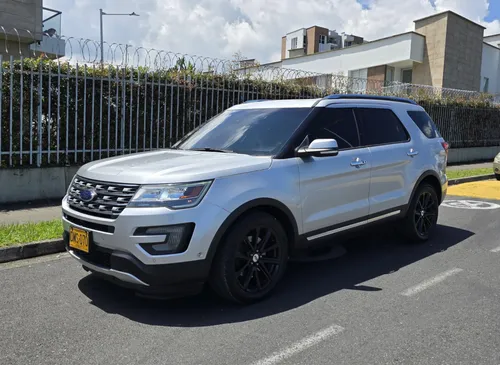 Ford Explorer limited 2017