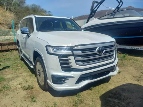 Toyota Land Cruiser LC300 Vxr Disel 2025 0kms